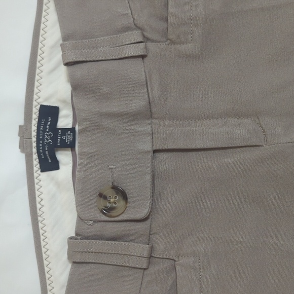 Banana Republic Trouser 323 Martin Fit Straight Leg Trouser, Color Tan Size 4 - Picture 3 of 15